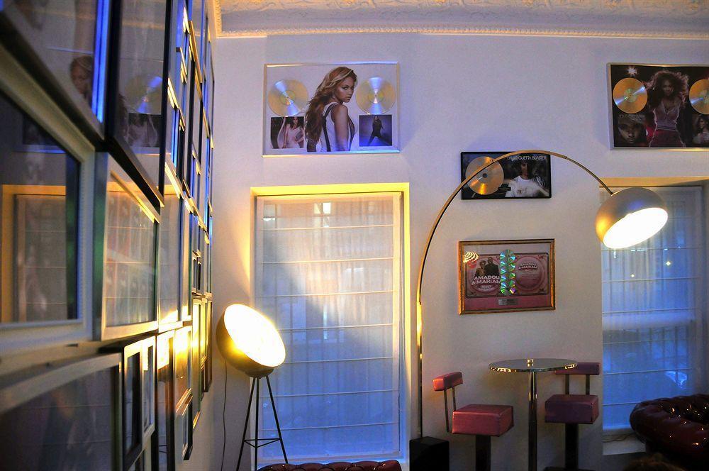 Music Hotel Марсель Экстерьер фото